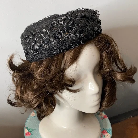 Vintage | Accessories | Vintage Union Made Black Pillbox Hat  display picture 2